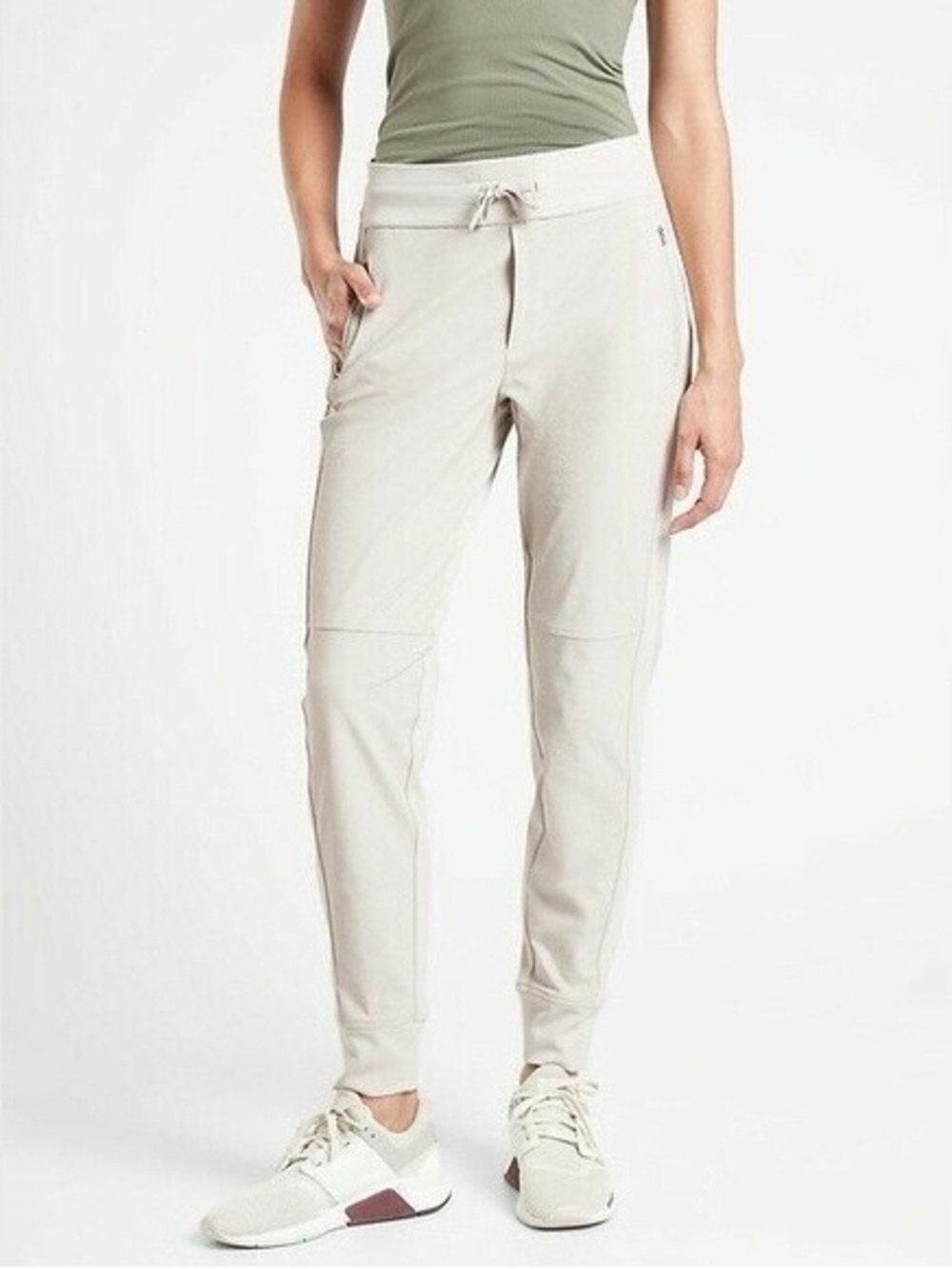 NWT Athleta Headlands Hybrid Trek Jogger Pants Gray Size 12